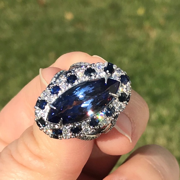 Tanzanite Diamond and Sapphire Ring GIA Certified - Picture 6 of 11